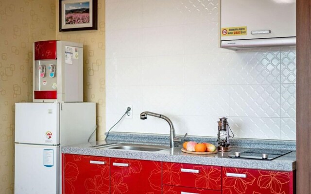 Yeongdeok Sea Village Pension