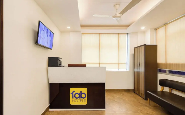 FabHotel Ramhan - Nr. Patel Nagar Metro