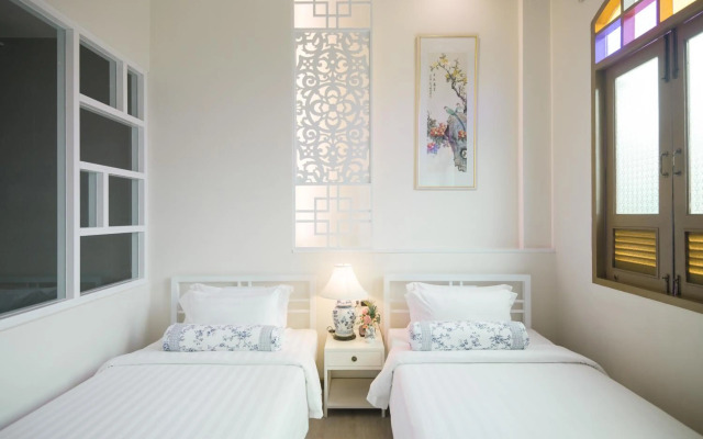 O'nya Phuket Hotel