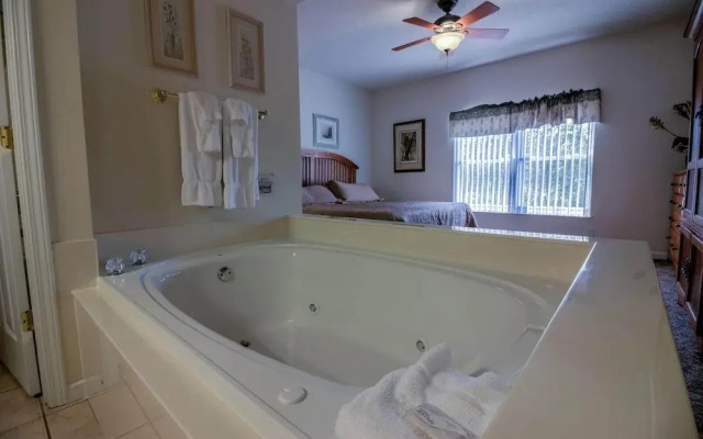 Whispering Pines 612