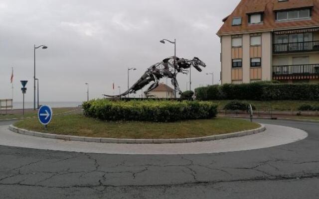 Bel appartement T2 150m plage et tous commerces