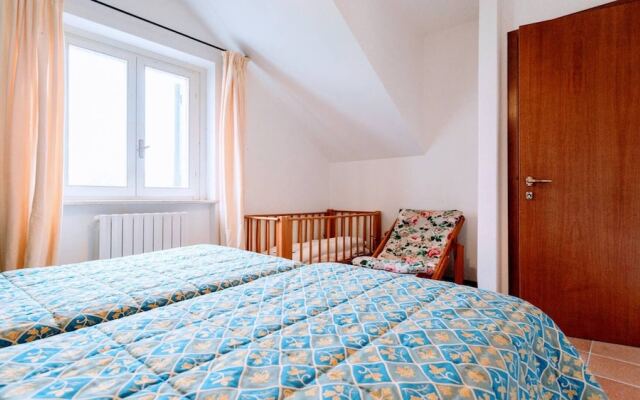 Villa Vallocchia - sleeps 18. Exclusive pool/grounds. Spoleto 10 mins. Rome 1 hr