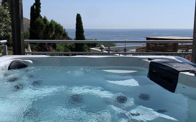 Hotel Calavita