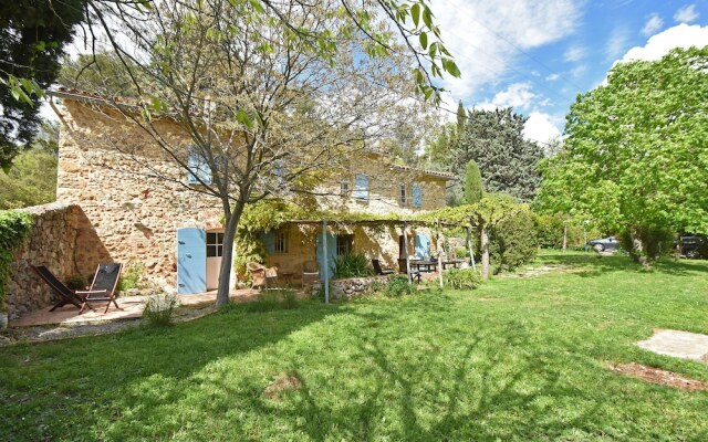 Quiet Farmhouse In Draguignan With Private Swimming Pool