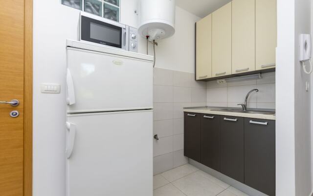 Apartments Djani