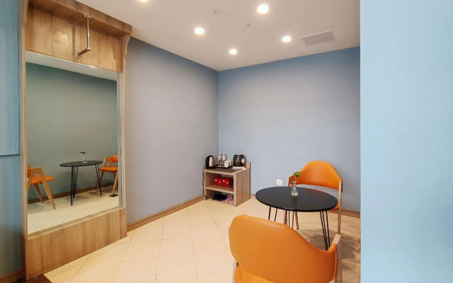 Yunkai Business Hotel