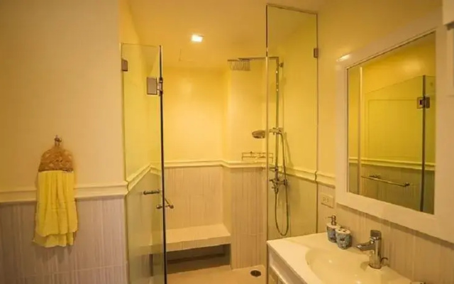 Summer Huahin Condo 2 Bed Pool View by Dome