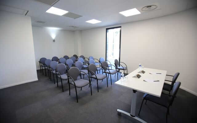 All Suites Appart Hôtel | Aéroport Paris-Orly Rungis