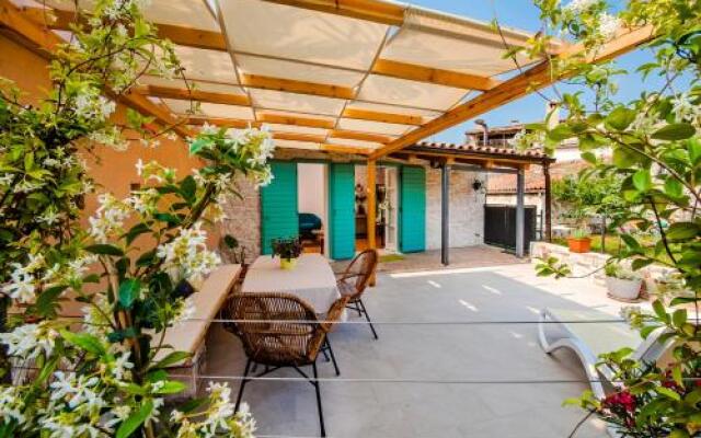 Apartment Delight City