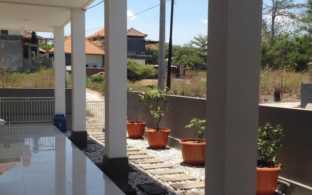 Orchid Garden Jimbaran Guesthouse