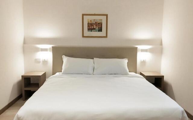 Via Poma Apartments&Rooms