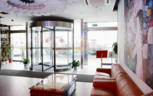 Hamoe Hotel (Shanghai Jinshan Zhujing Wan'an Street)