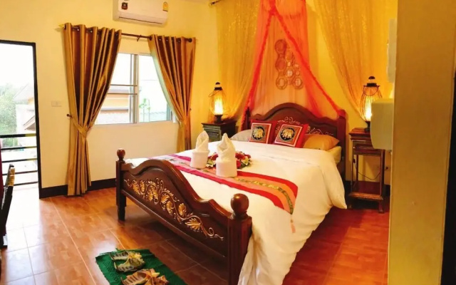 Faikham Hostel