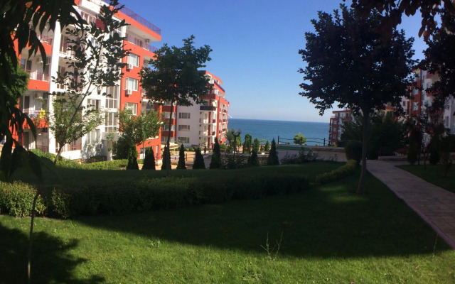 Panorama And Marina Freya