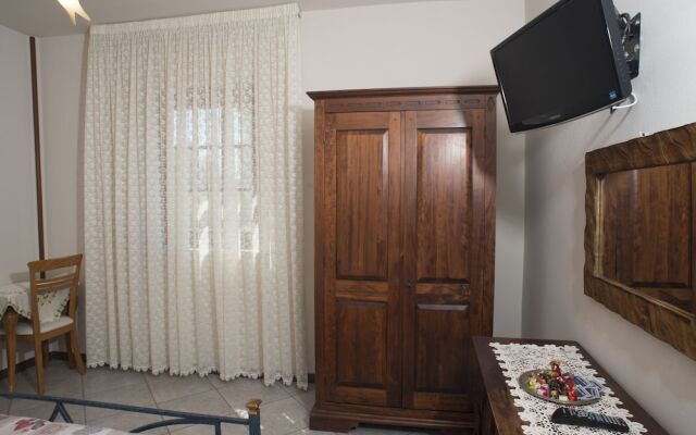Villa Rosy B&B
