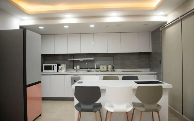 Poolstory 6 pool villa