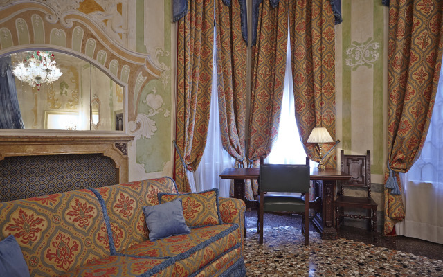 Palazzo Paruta & Wellness Apartments