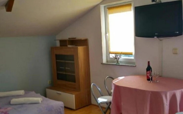 Antonija - Fitness - A4