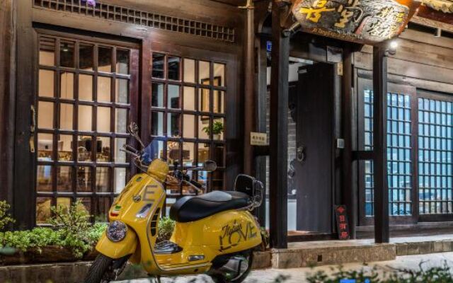 Lijiang Exquisite Villas