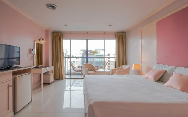 Mike Beach Resort Pattaya - SHA