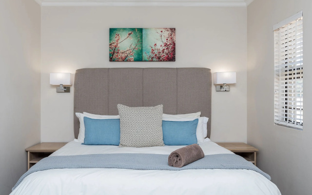 Cayley Mountain Resort