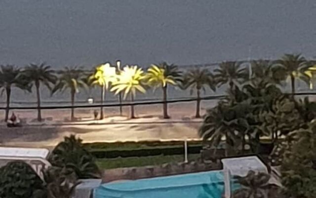 Kosin Beach Room Pattaya