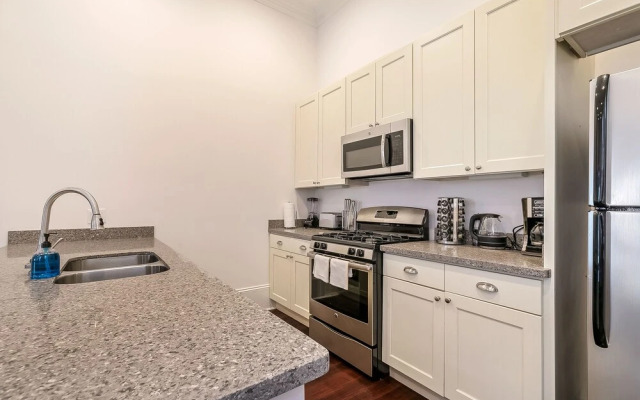 Residences Du Carondelet by Hosteeva