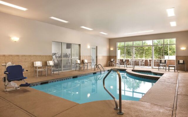 Country Inn & Suites by Radisson, Conyers, GA