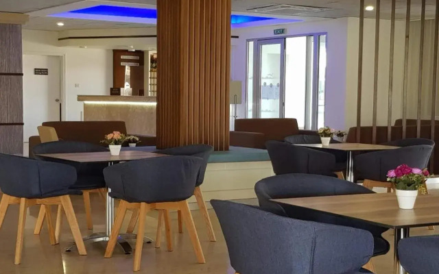Seagull Hotel