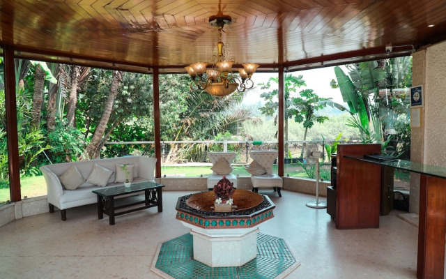 White Pearl Suites