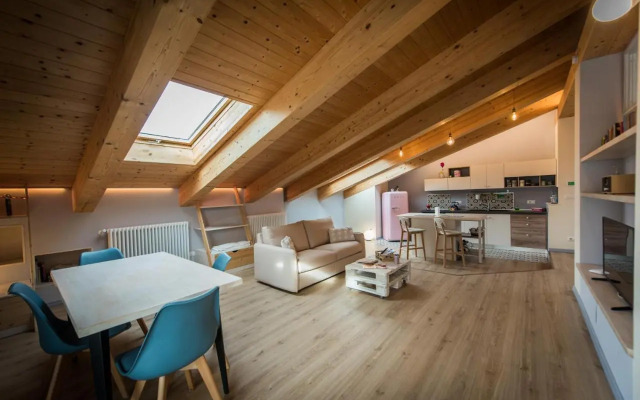 Loft 29 mansardato con ampio terrazzo