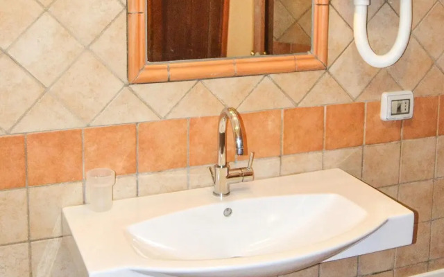 Nice Apartment in Ricadi With Outdoor Swimming Pool, Jacuzzi and Wifi