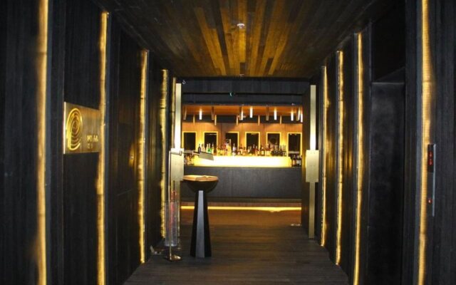 Yiwu Bali Plaza Hotel