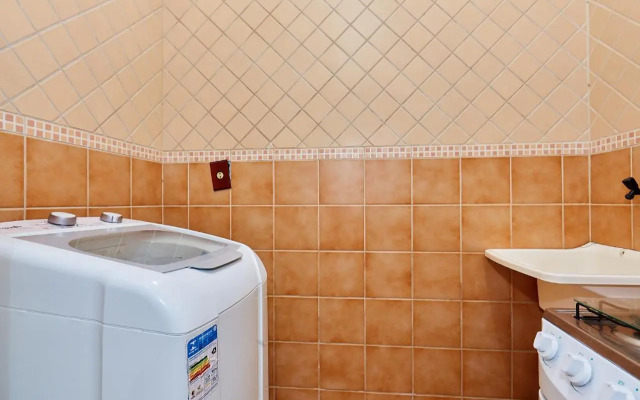 1062 Duplex 100 m da PRAIA DE BOMBINHAS . 2 suites