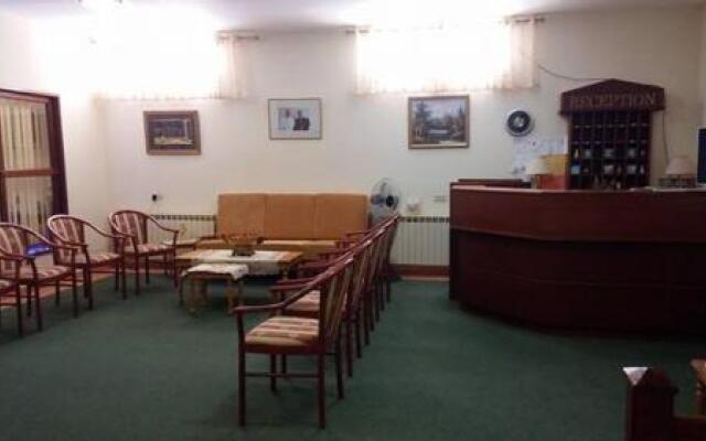 Rosary Sister Guest House Ein Karem
