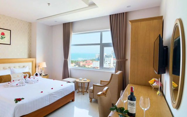 Royal Family Hotel Da Nang