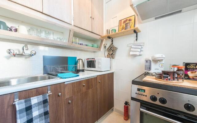 Lovely 1 Bedroom Apartment in Athens