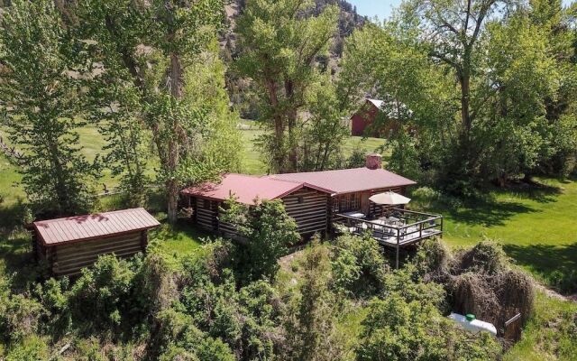 Ennis - T-Lazy-B Ranch