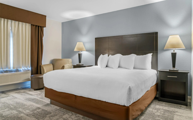 Best Western Lakewinds