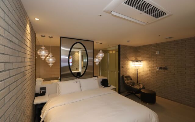 Hotel Lesign