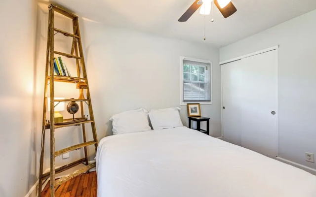 Eclectic Winston-salem Home: 3 Mi to Downtown!