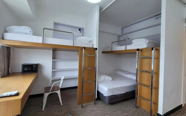 Grand Bay View Hotel