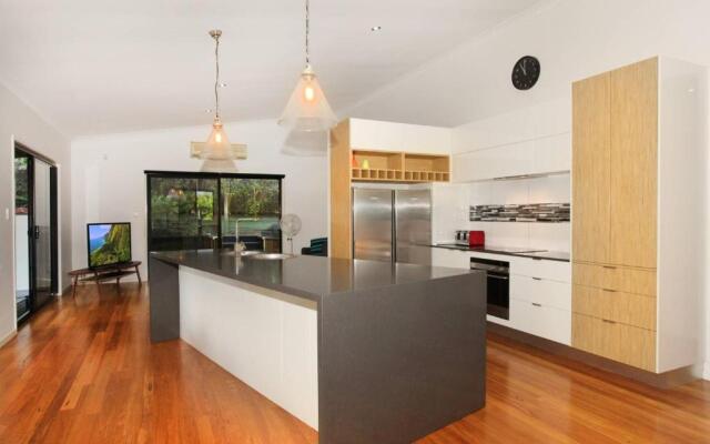 252 David Low Way, Peregian Beach
