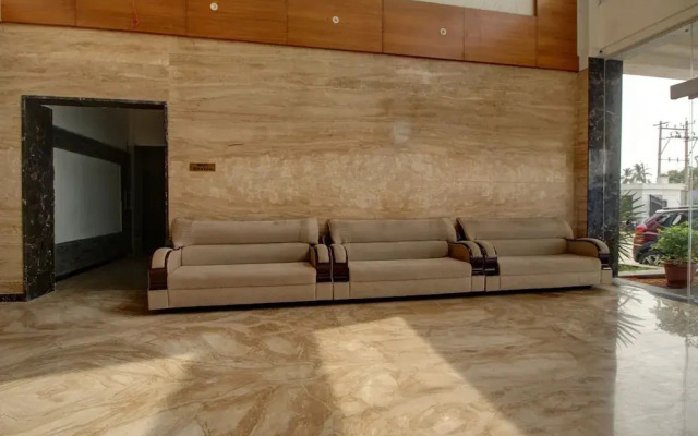 Pbs Grand by OYO Rooms