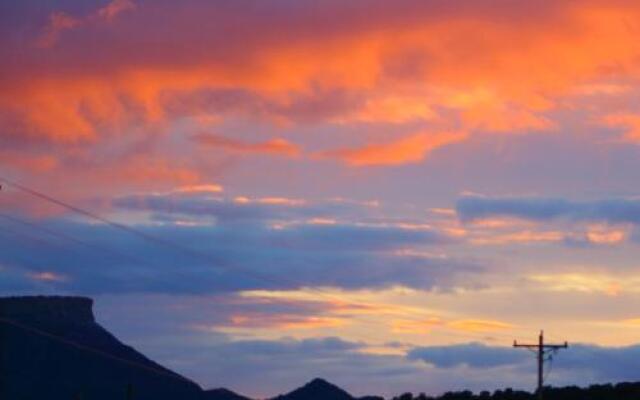 Ms. Kitty's Country Inn