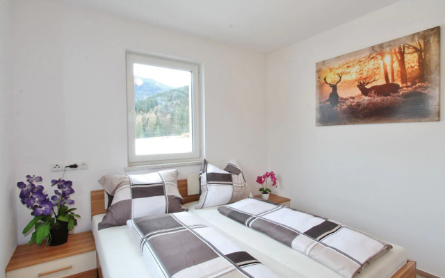 Spacious Villa With Garden in Hinterthiersee