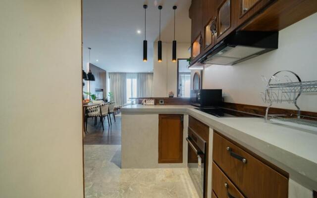 Apartment Seabreeze 2 - Amazing Sunset Penthouse-2bdr with pool-Beachfront