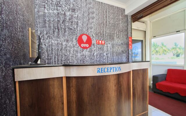OYO 10656 Hotel Shravya Residency
