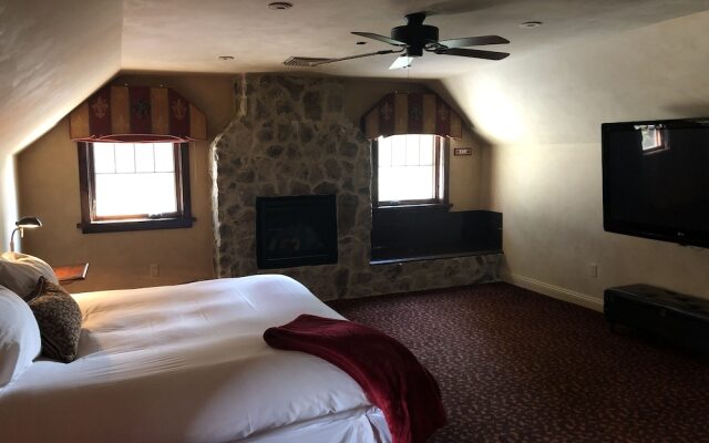 Border House at Crystal Bay Casino