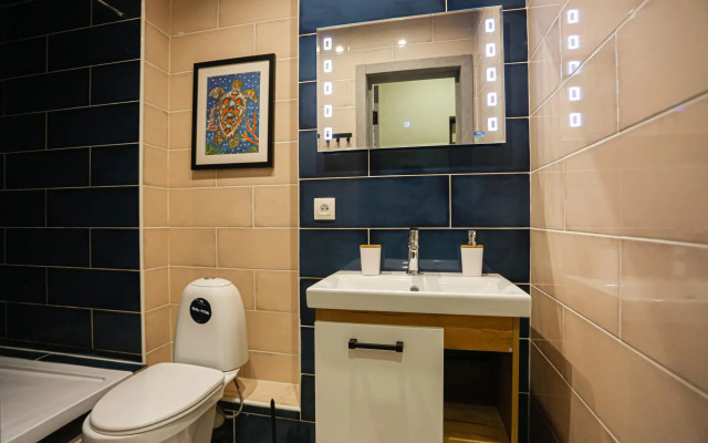 Квартиры у Петровны на улице Июльских Дней 1к1